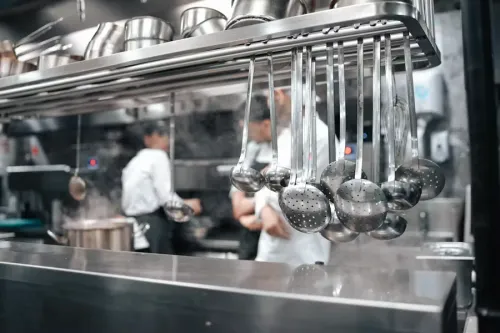 Food processing equipment made of food-grade 304/316 stainless steel used in hygienic production environment